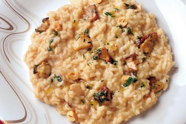 risotto con funghi e nocciole