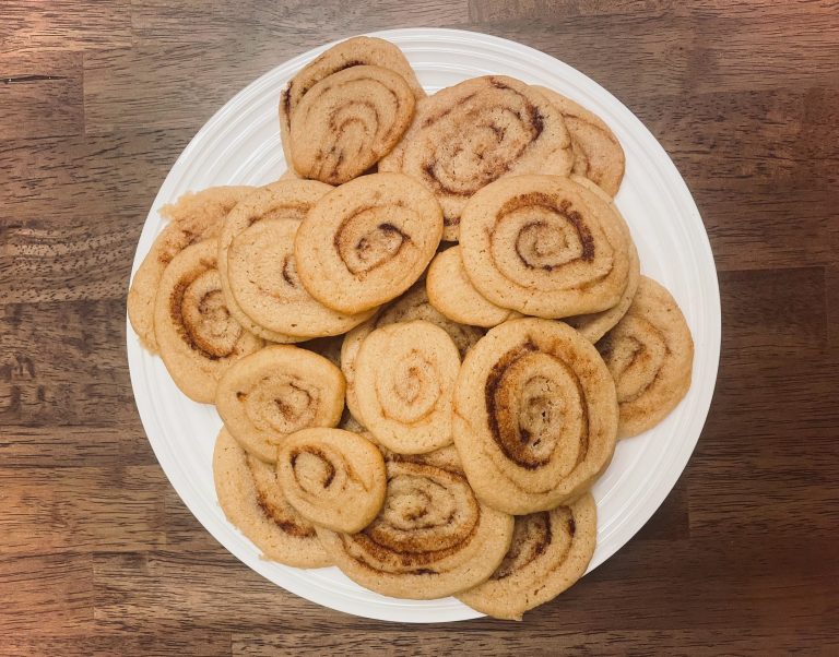 Rotolo di pancarrè con salmone e Philadelphia