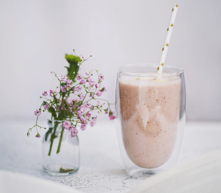 smoothie miele e yogurt