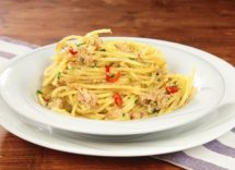 tagliatelle con stracotto di tonno