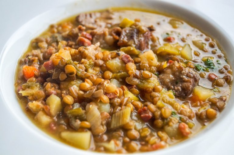 zuppa di lenticchie con feta
