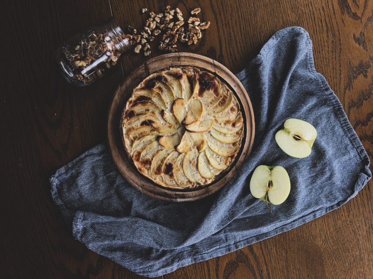 Clafoutis di mela e uvetta