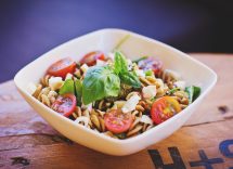 Ricetta pasta con pomodorini e feta