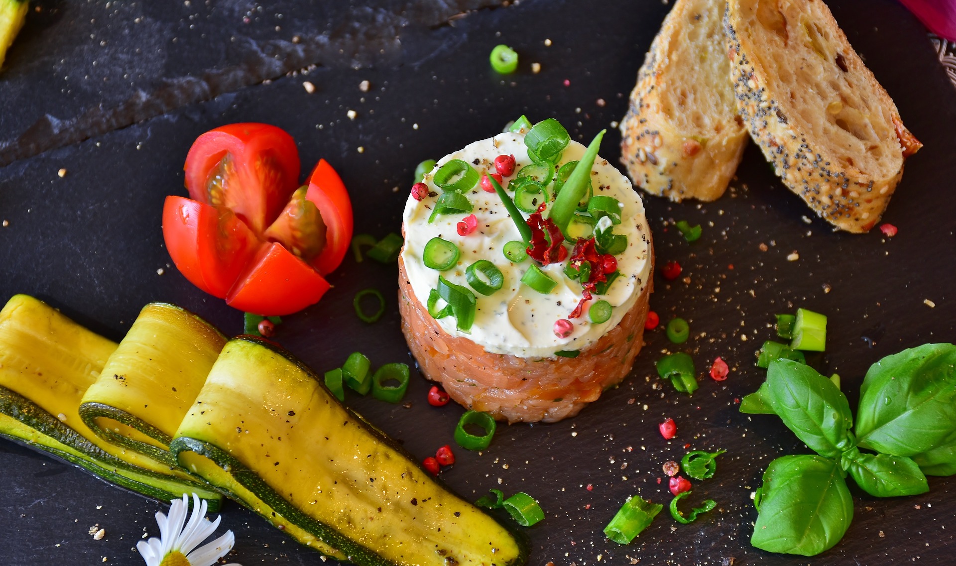 tartare di scampi e burrata