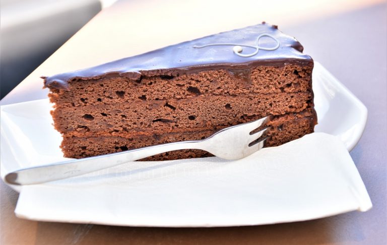 torta sacher light ricetta