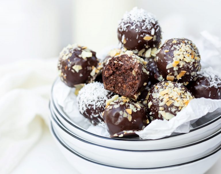 tartufi al cioccolato con biscotti ricetta