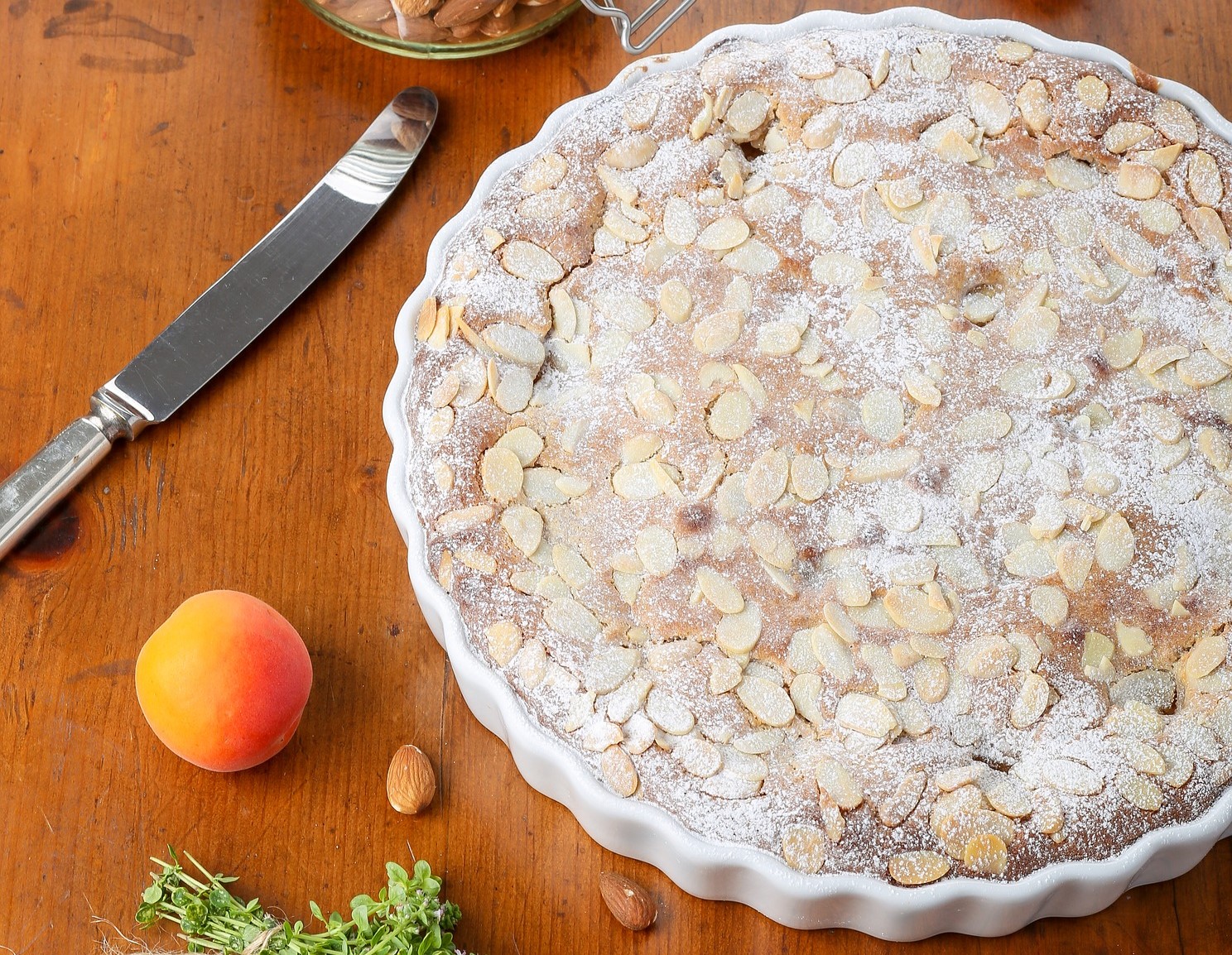 torta al latte di mandorla senza uova