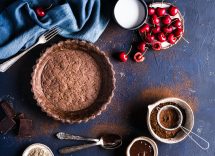 crostata al cioccolato e ciliegie