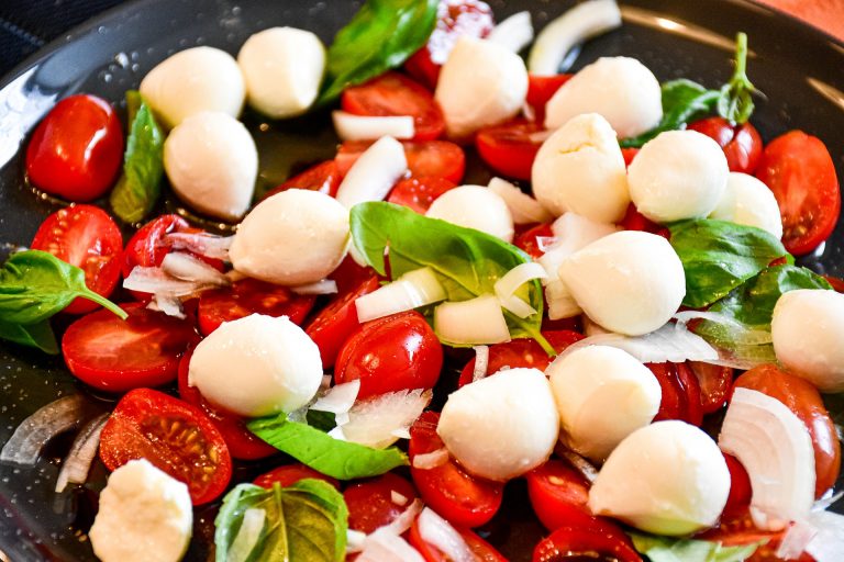 insalata di farfalle alla caprese