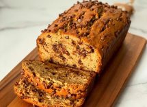 pane alla banana con scaglie di cioccolato