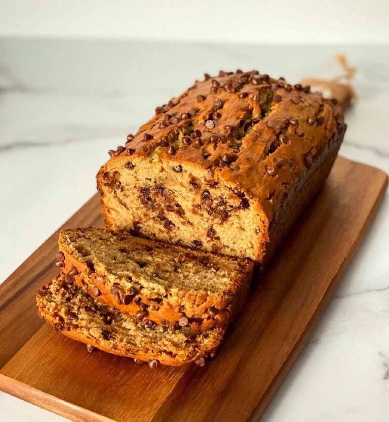 pane alla banana con scaglie di cioccolato