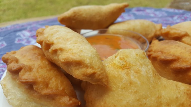 panzerotti pomodori e mozzarella