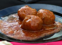 Polpette melanzane al sugo con scamorza