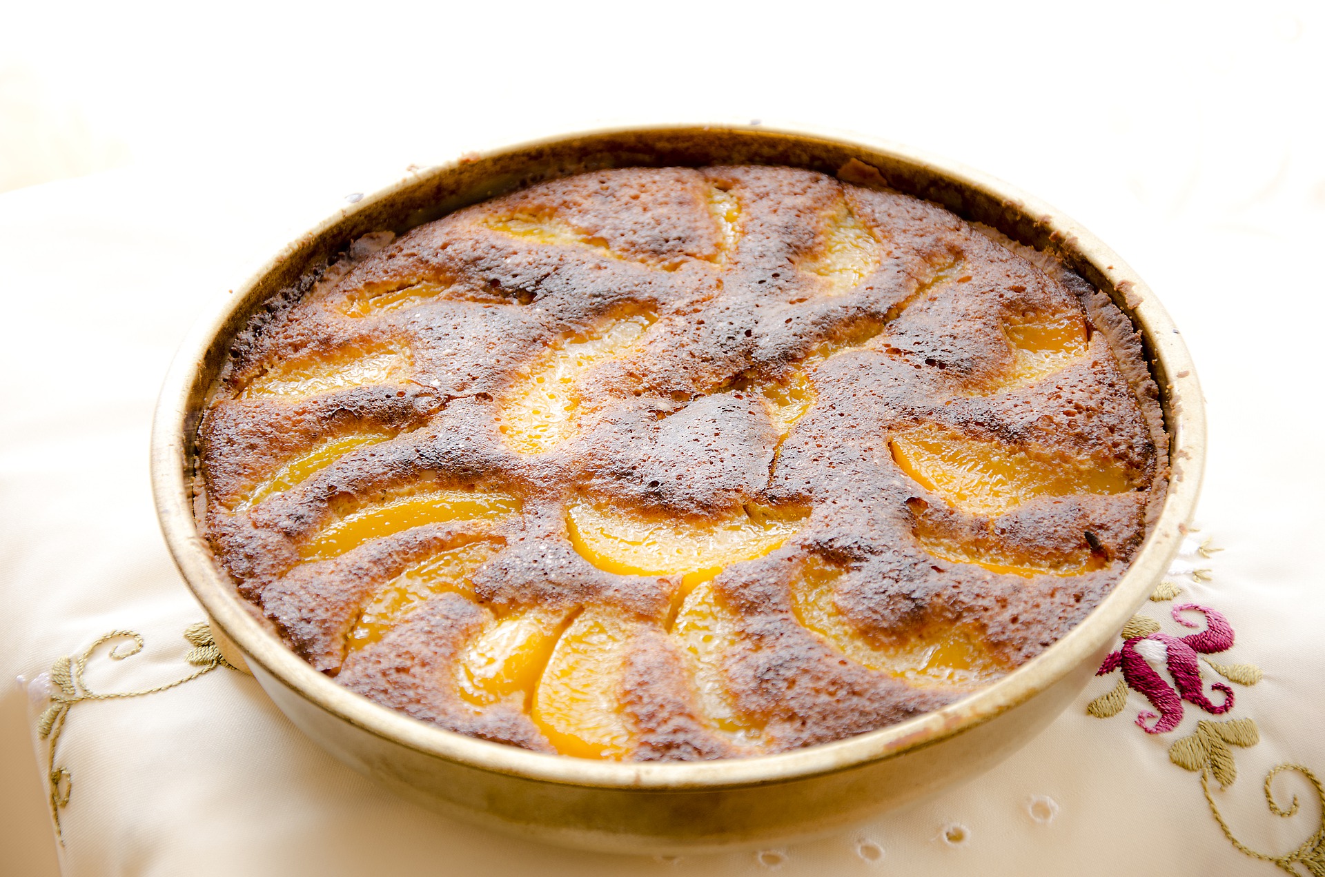 clafoutis alle pesche