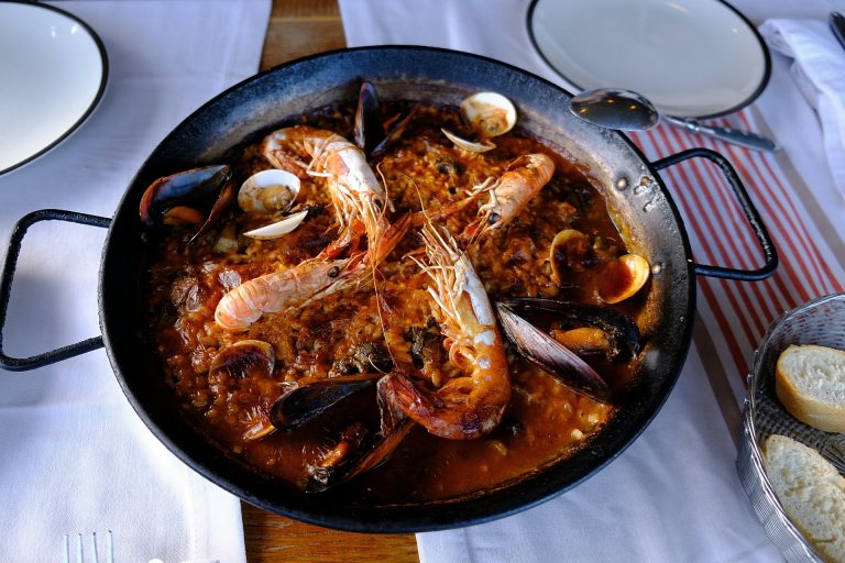 Fideuà ai frutti di mare