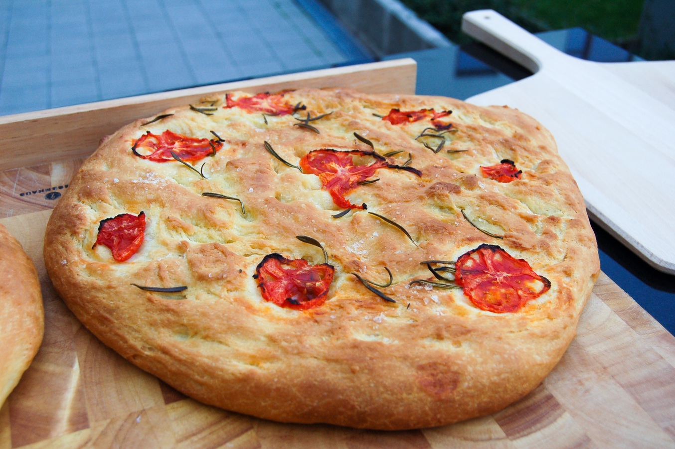 Focaccia ripiena alla parmigiana