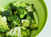 pasta broccoli salmone e semi di girasole