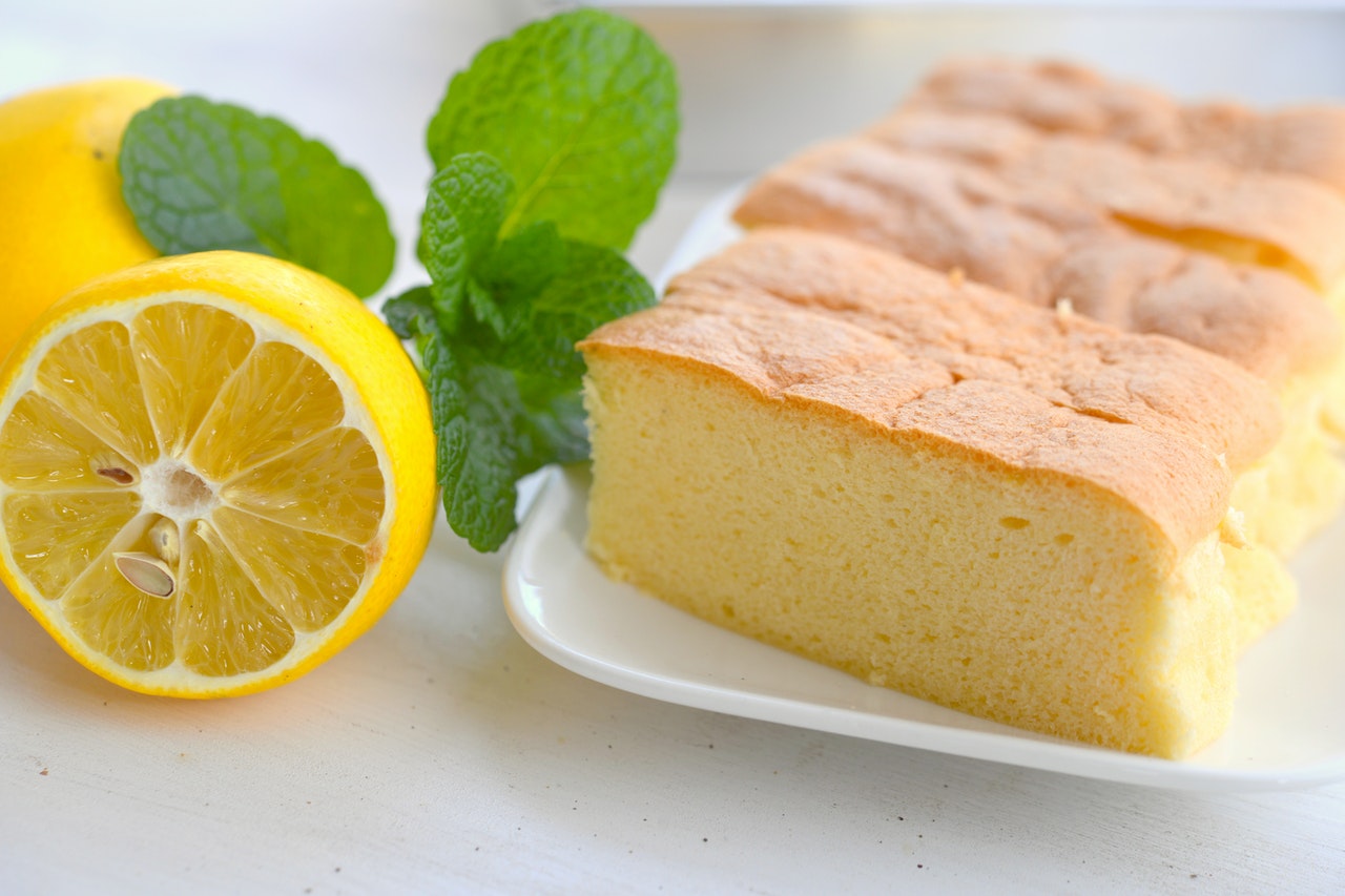 Sponge cake al limone