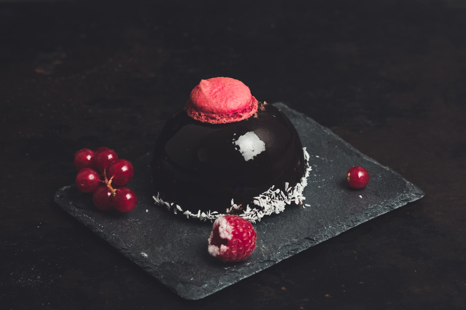 Torta mousse ai frutti di bosco