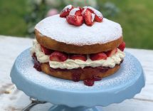 victoria sponge cake