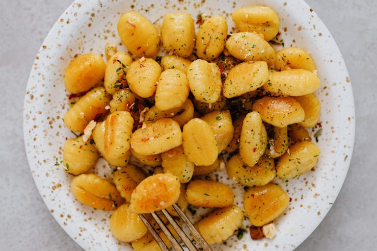 Gnocchi con salvia croccante