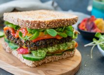 burger fagioli neri avocado