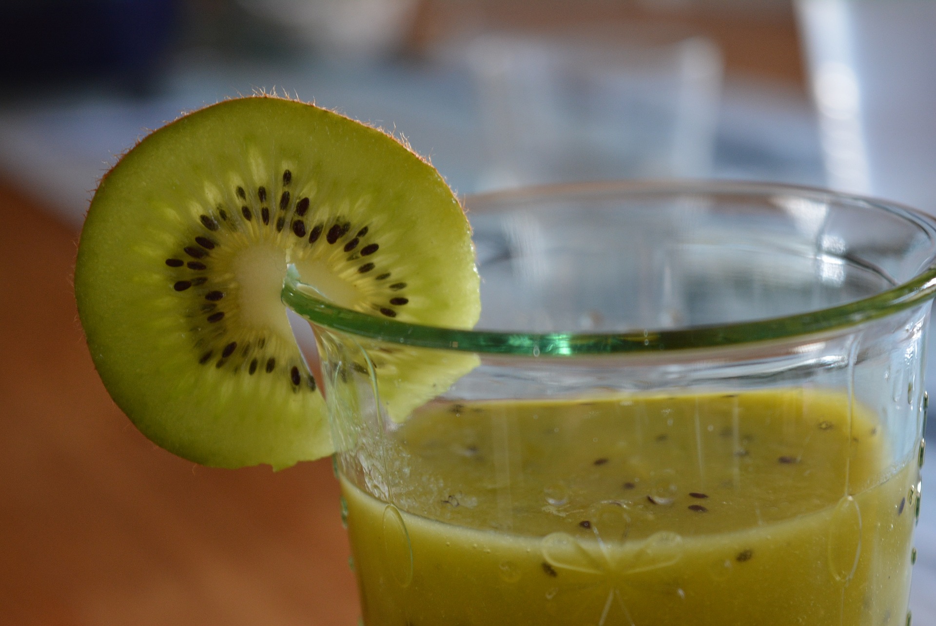 smoothie kiwi banana