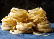 fettuccine mirtilli taleggio