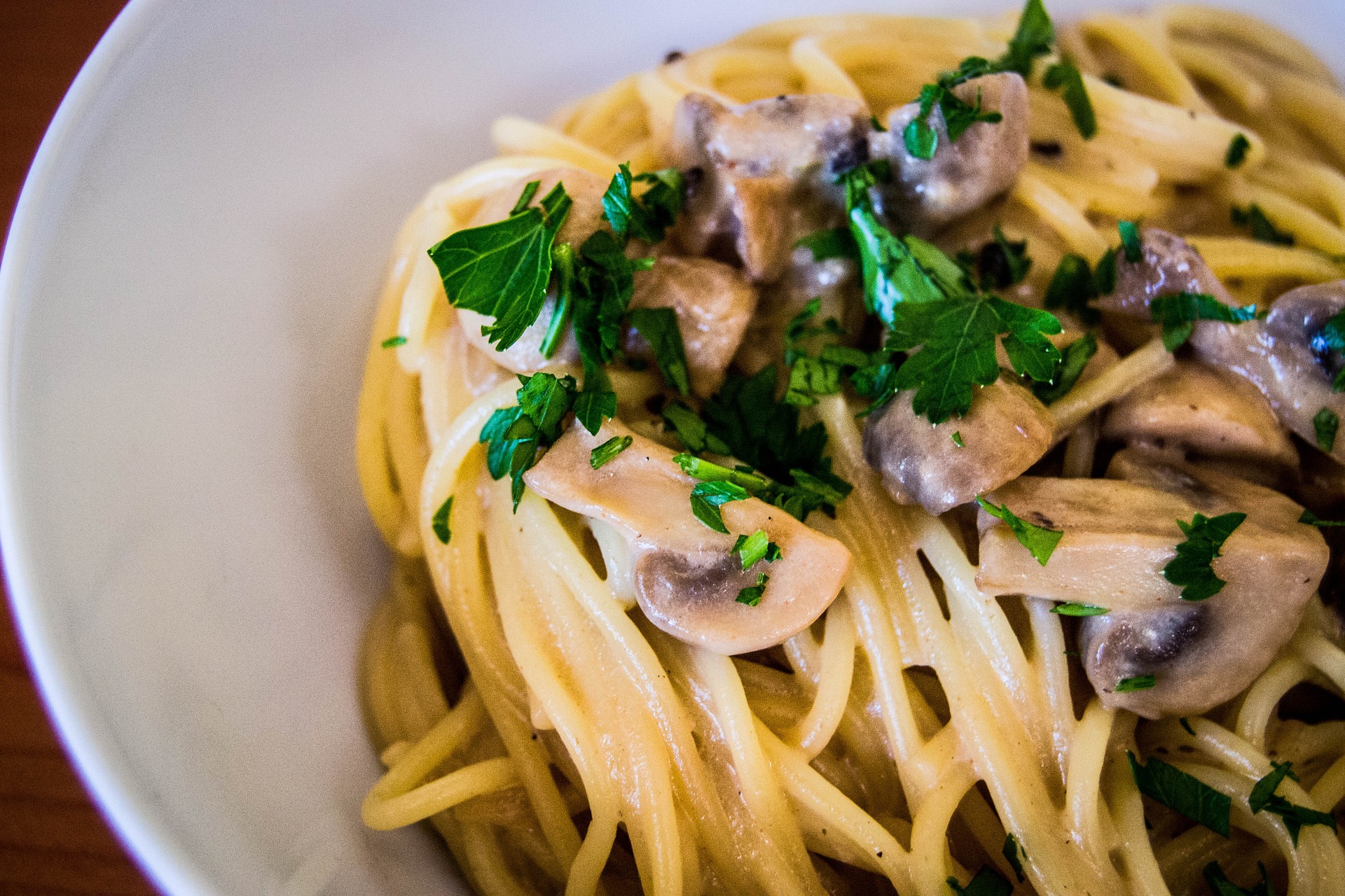 spaghetti funghi mirtilli crema di zucca