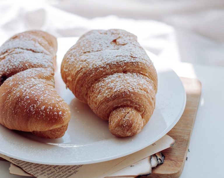 cornetti brioche ripieni mele cannella