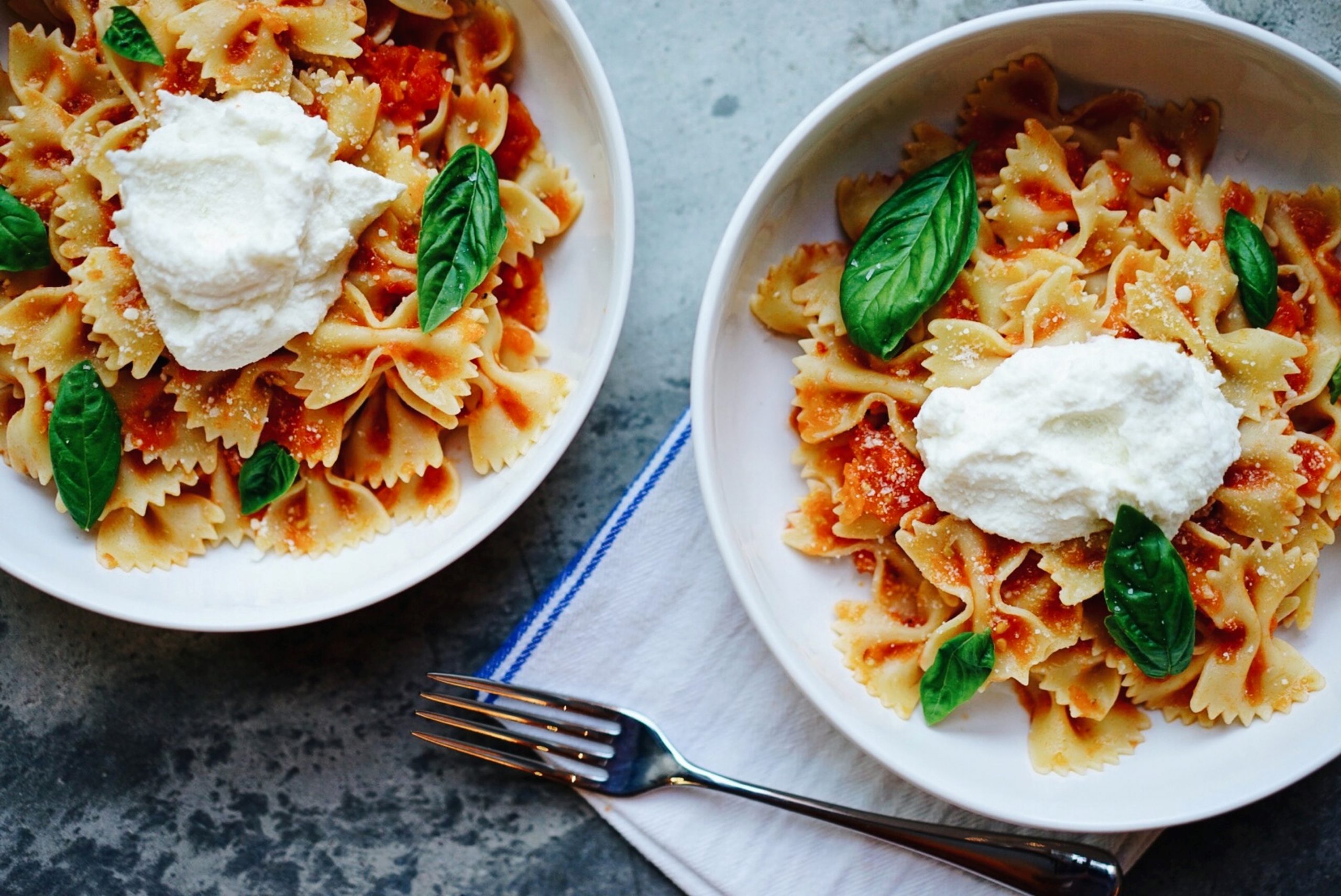 pasta ricotta e pomodoro