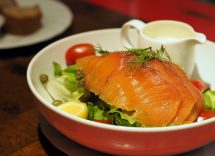 Insalata di salmone affumicato