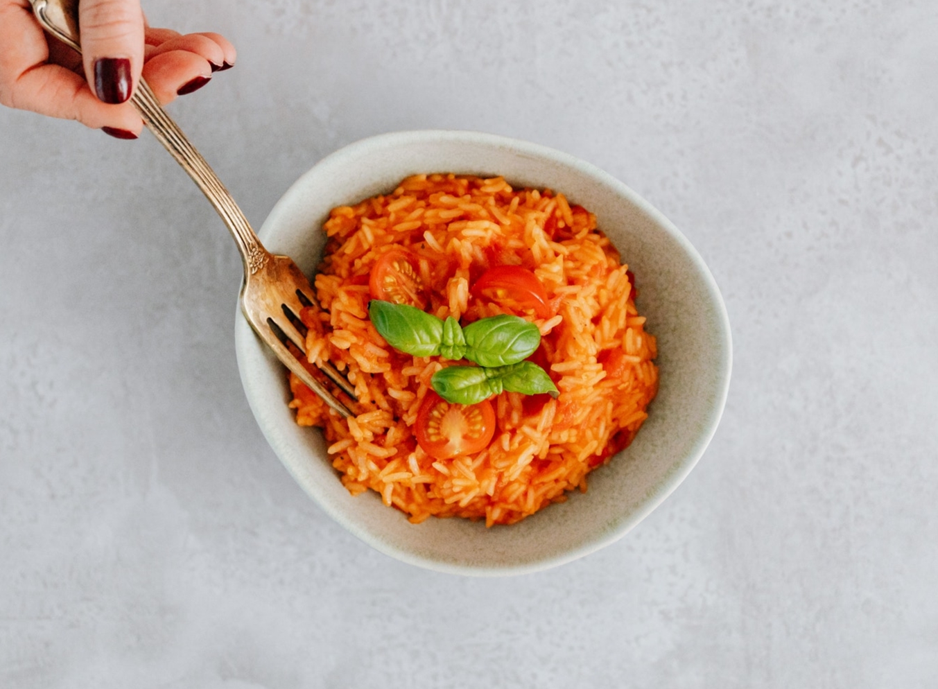 Risotto al pomodoro con cialda corallo