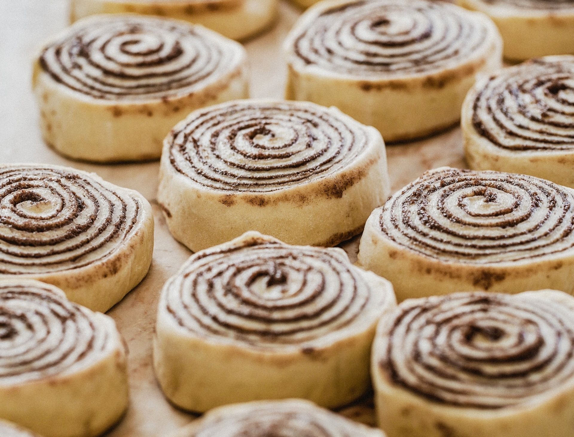 Cinnamon rolls light