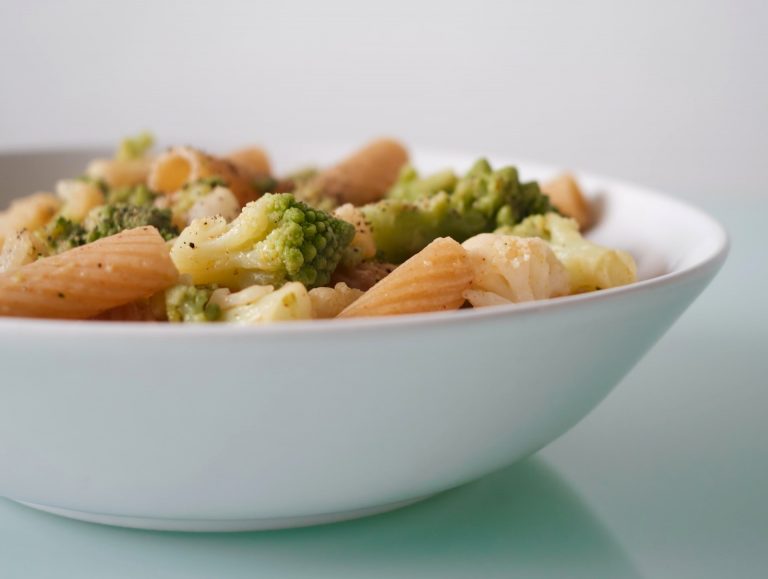 pasta ceci e broccoli primo piatto gustoso