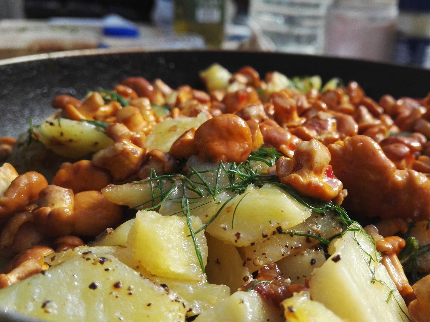 patate con salsa funghi ricetta