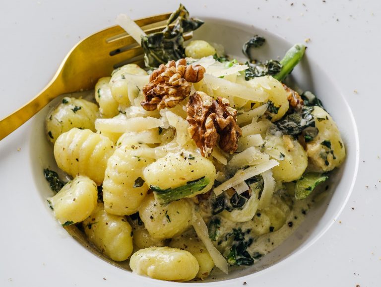 gnocchi vegani patate cavolo nero