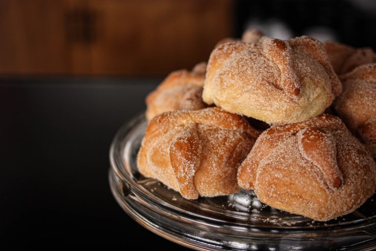 pan de muerto ricetta messicana halloween