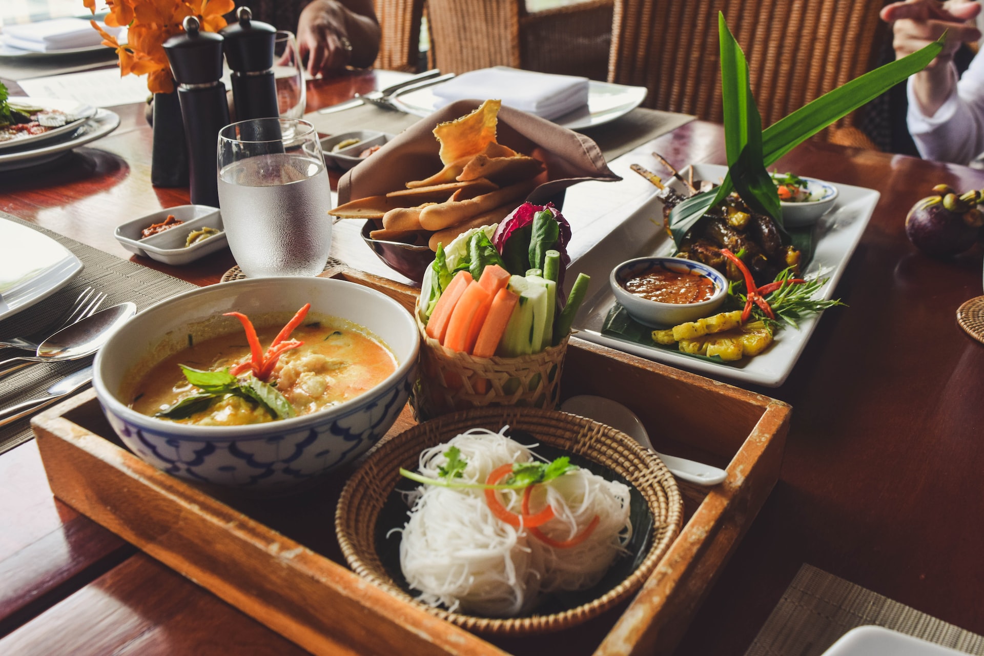 prezzo medio cena thailandia