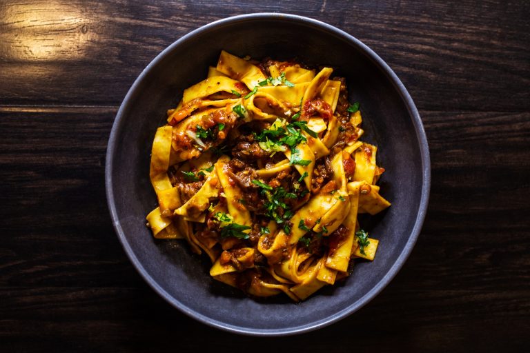 tagliatelle ragu soia ricetta