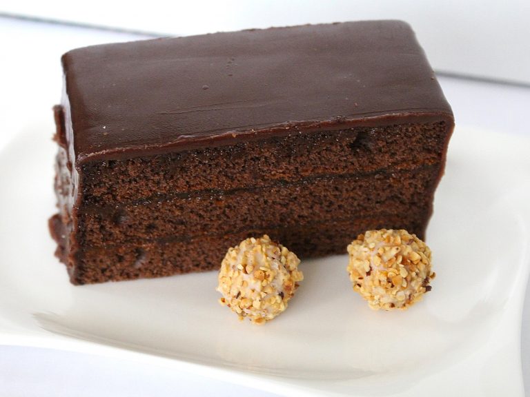 torta sacher vegana ricetta