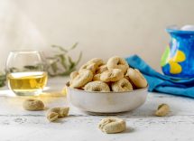 Taralli dolci al vino bianco pugliesi ricetta