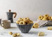 Taralli dolci al vino rosso pugliesi ricetta