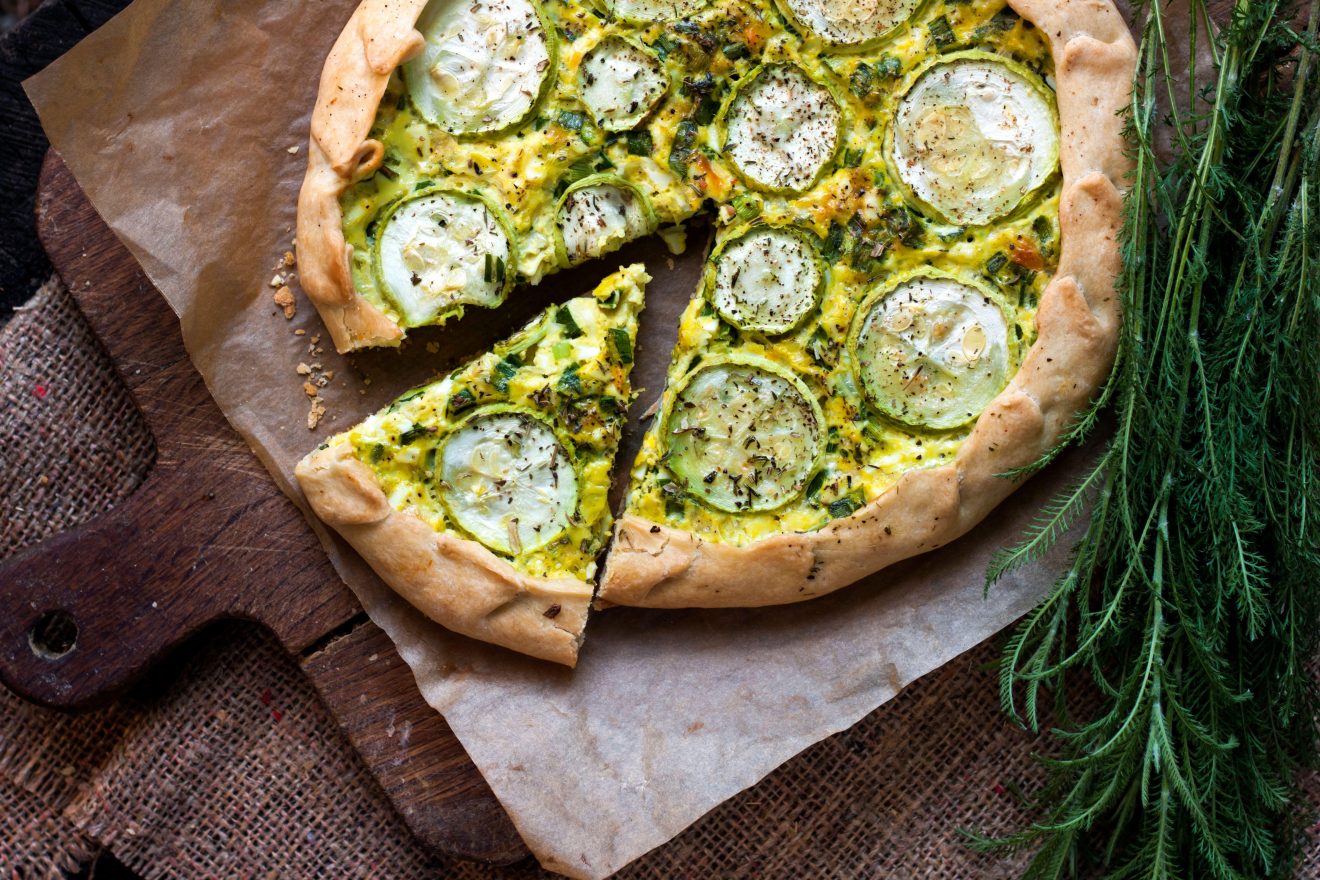 torta salata con fagiolini e zucchine