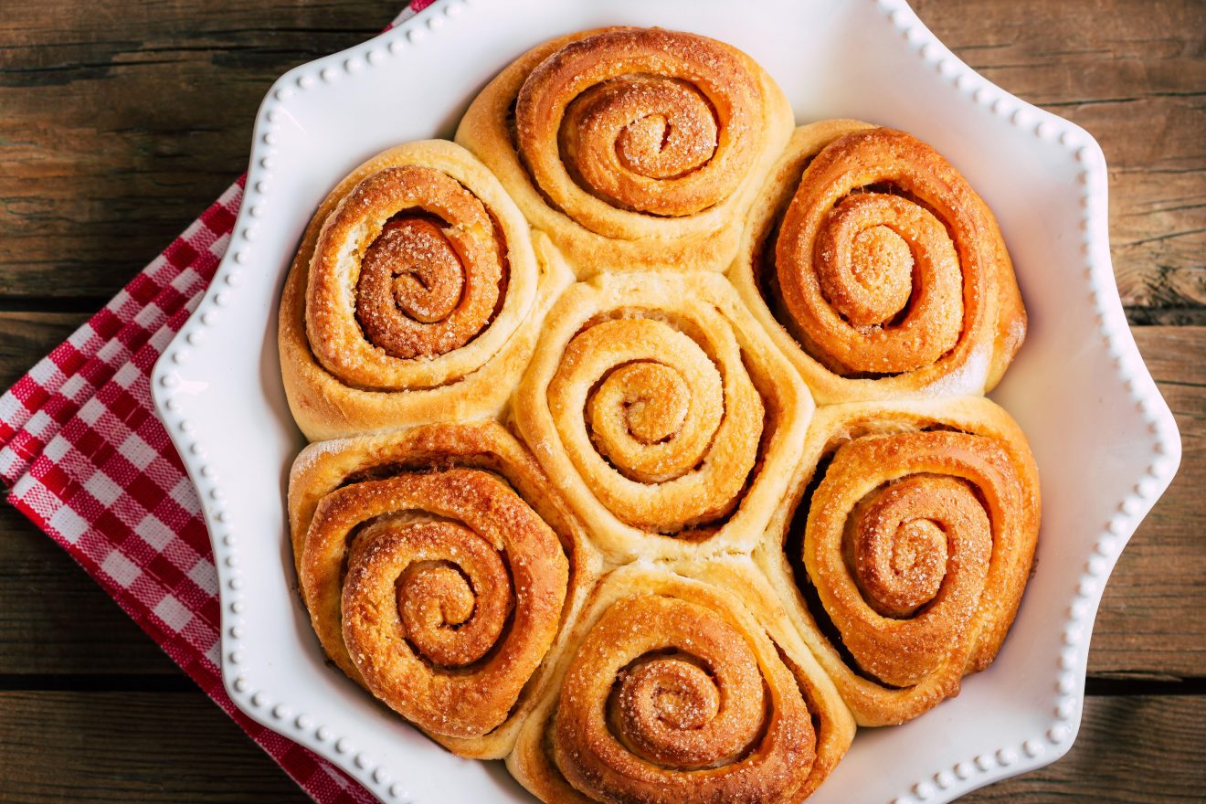 torta di rose mantovana