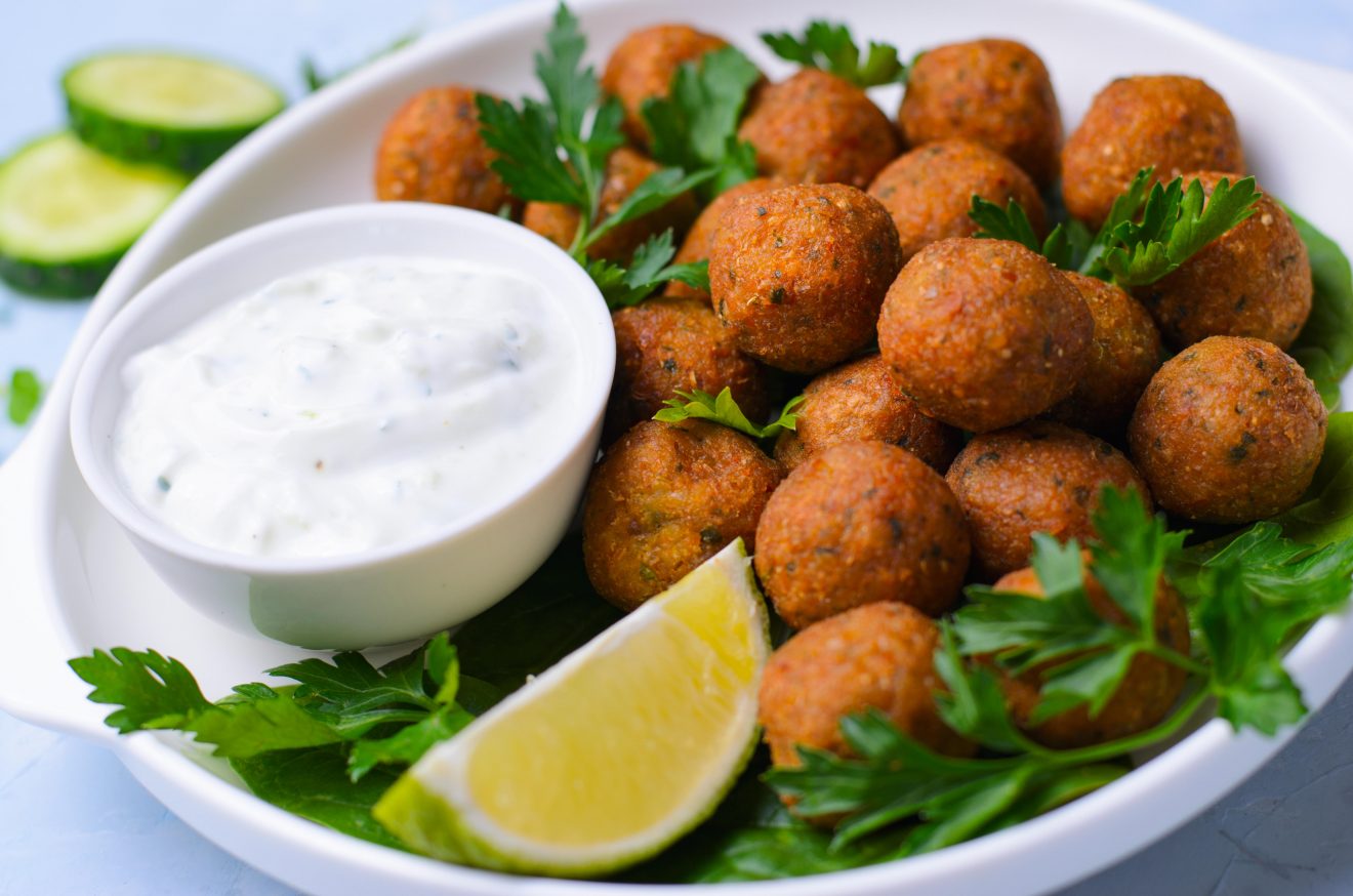 salsa falafel allo yogurt ricetta bimby