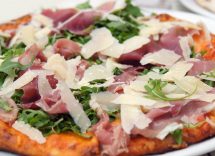 pizza prosciutto di carpegna ricetta