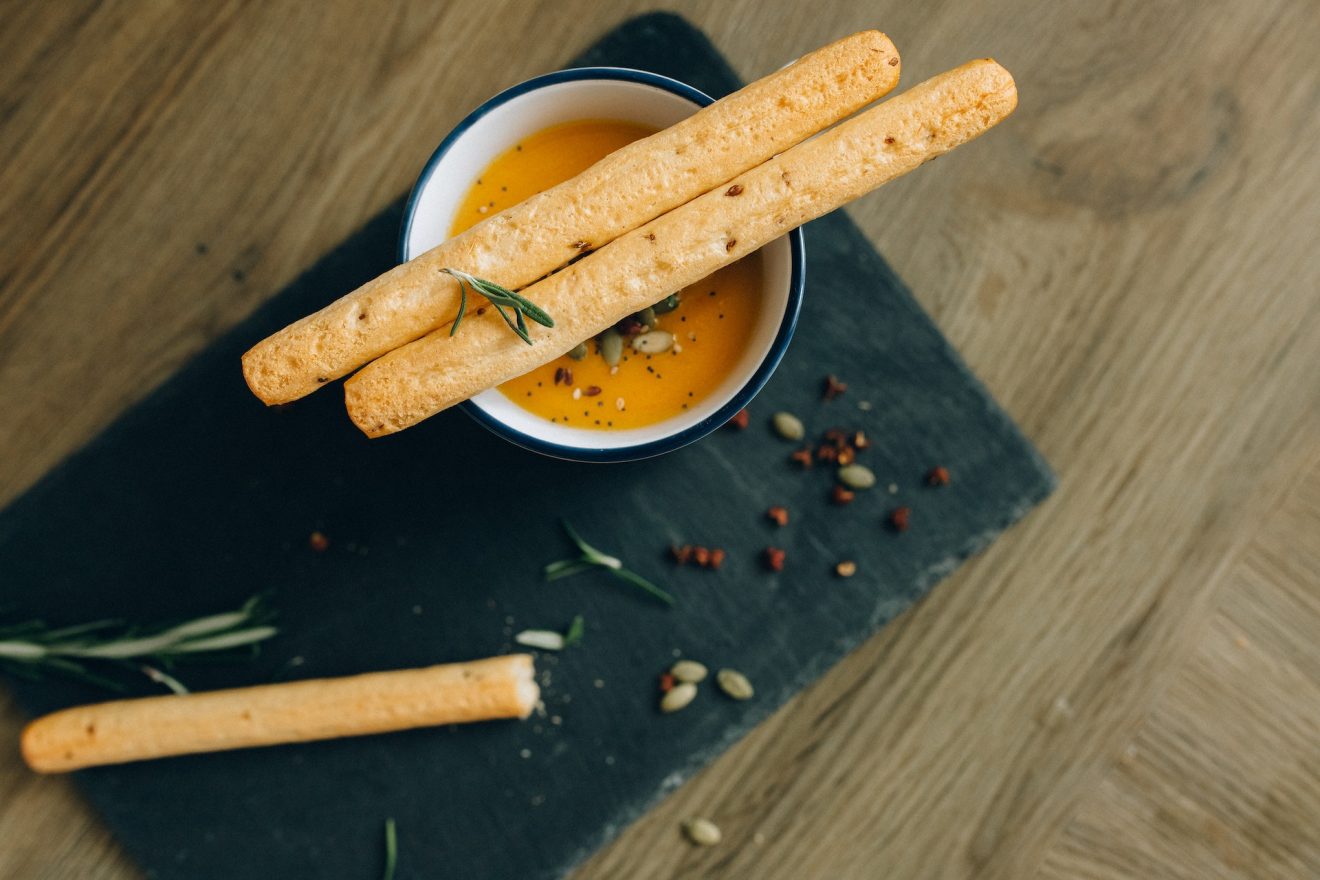 ricetta grissini integrali senza lievito