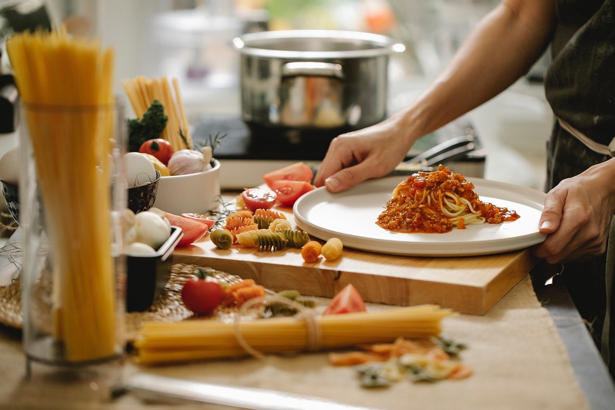 Sicurezza Alimentare: guida alla gestione dei materiali a contatto con gli alimenti